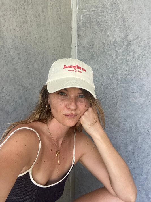 BUONGIORNO RUN CLUB | CLASSIC SOLE CAP RED ON CREAM